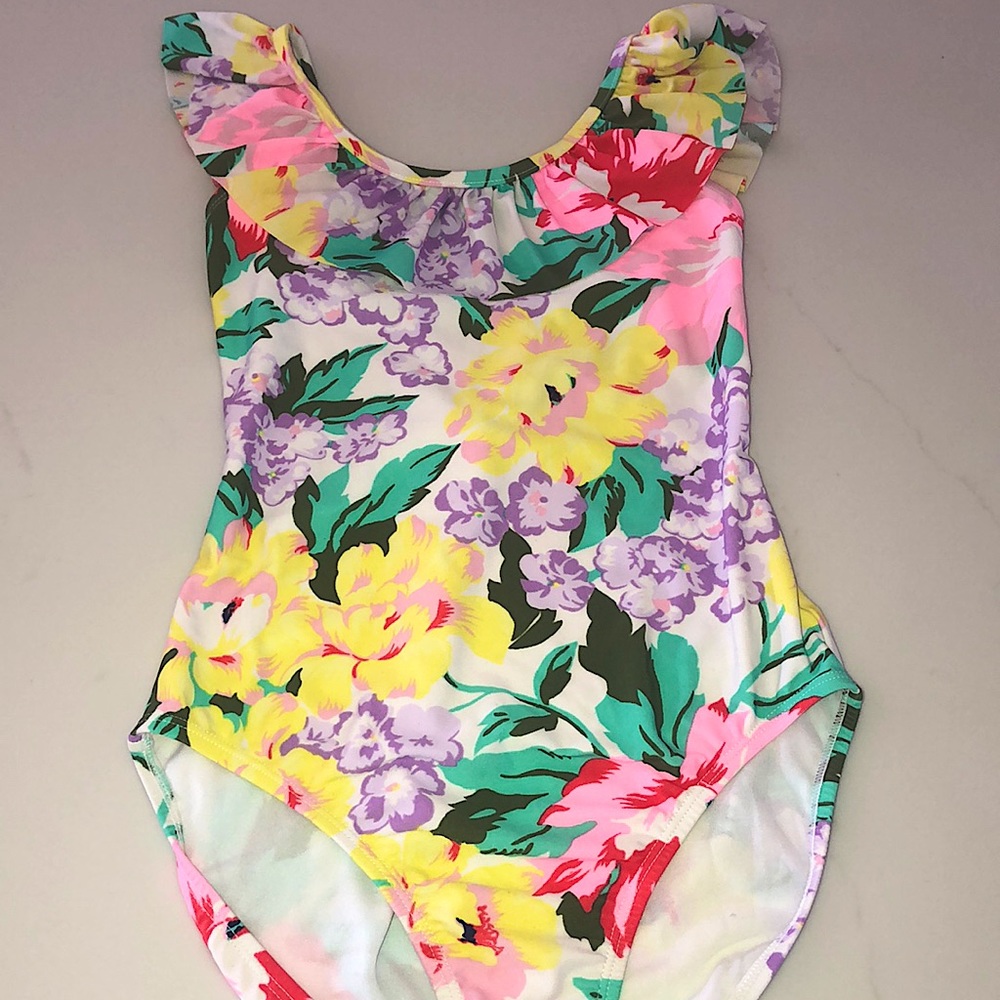 GAP kids floral one piece bathing suit in excellent condition